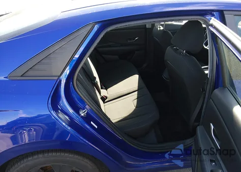 2023 Hyundai Elantra Sel z USA, uszkodzony, nr VIN KMHLM4AG1PU397186